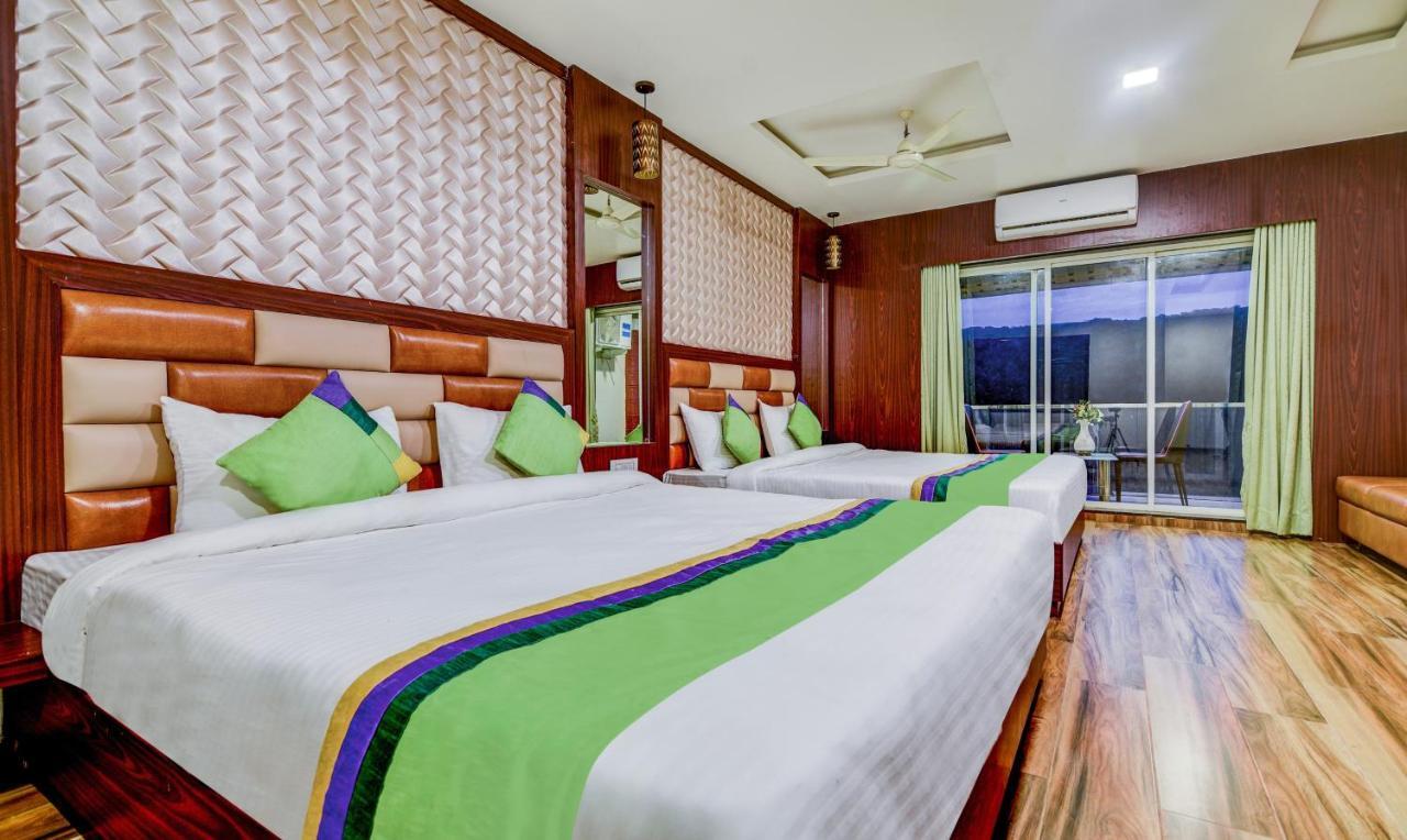فندق ماهاباليشوارفي  Treebo Trend Khushi River Side Retreat المظهر الخارجي الصورة
