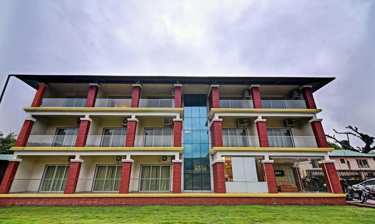 فندق ماهاباليشوارفي  Treebo Trend Khushi River Side Retreat المظهر الخارجي الصورة