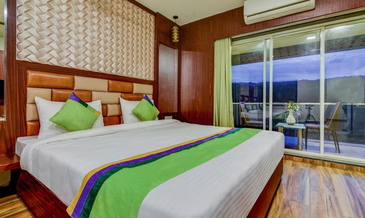 فندق ماهاباليشوارفي  Treebo Trend Khushi River Side Retreat المظهر الخارجي الصورة