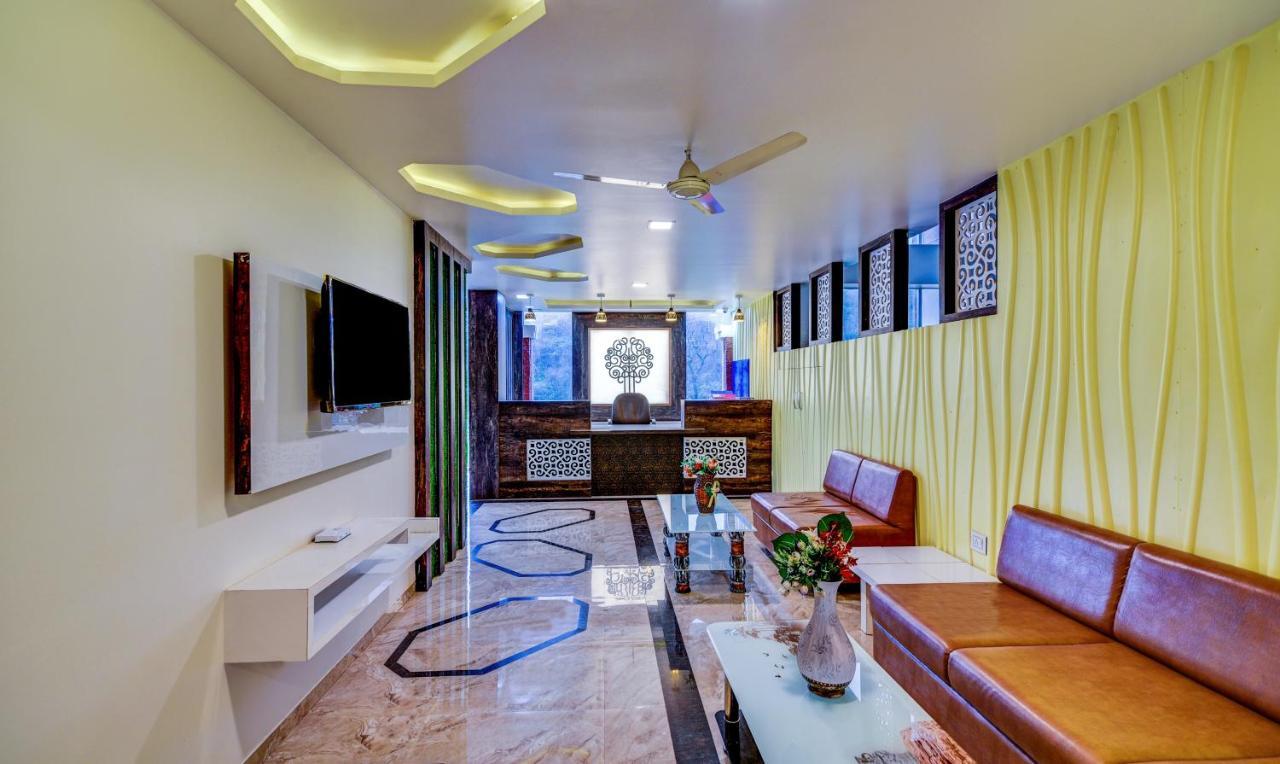 فندق ماهاباليشوارفي  Treebo Trend Khushi River Side Retreat المظهر الخارجي الصورة